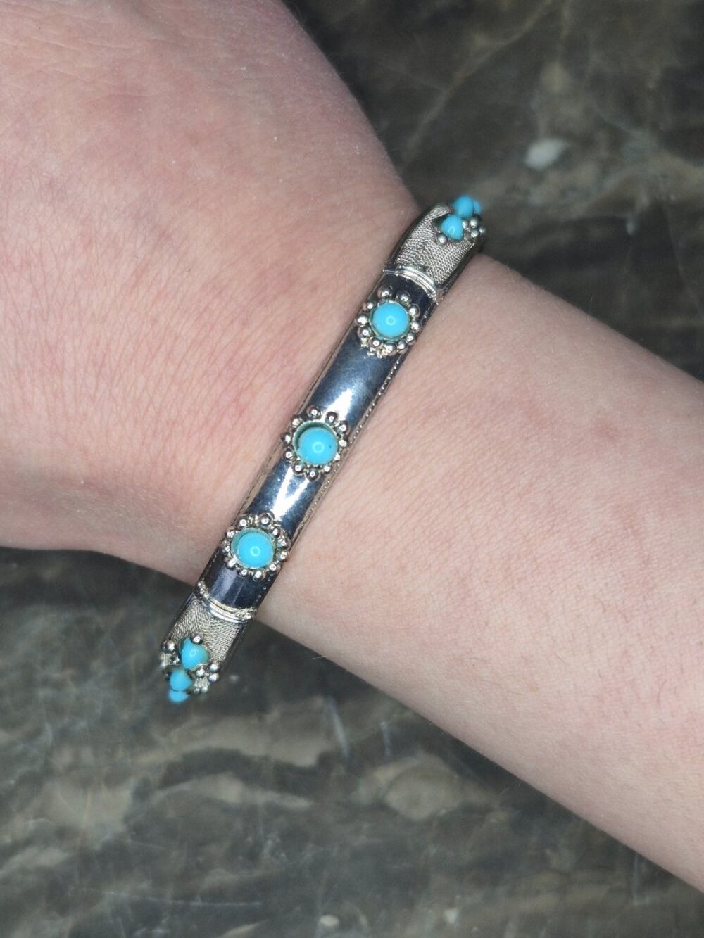 Turquoise Rhinestone Silver Tone Round Bangle Bracelet
